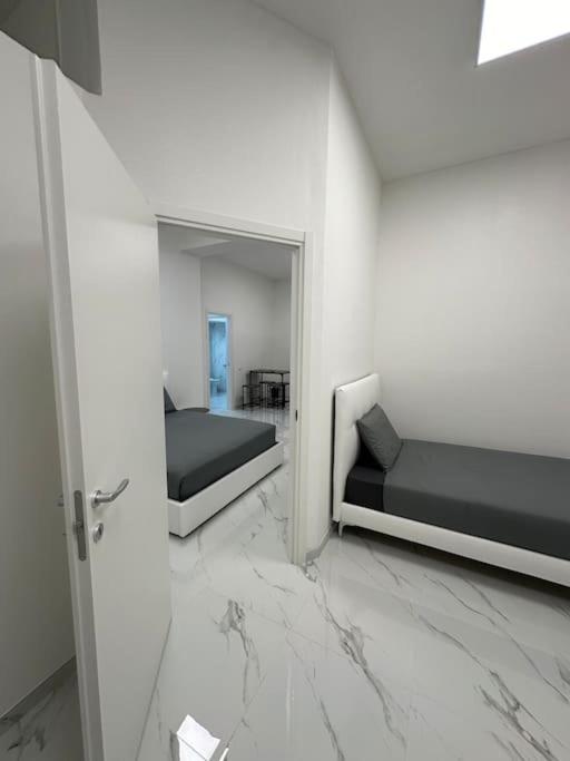 Cernusco Luxury Milanese Apartment Чернуско-суль-Навільйо Екстер'єр фото