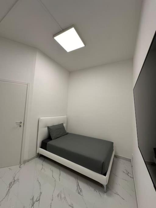 Cernusco Luxury Milanese Apartment Чернуско-суль-Навільйо Екстер'єр фото
